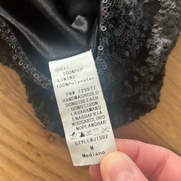 Zio Sequin Shorts Black, Size Medium - Picture 7 of 8